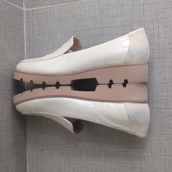 Vionic Kensley Patent Loafers - Picture 5 of 10